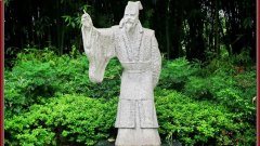 <b>蓝狮古代人物雕塑的介绍</b>