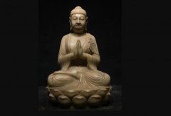 <b>蓝狮石雕佛像供养之意义</b>