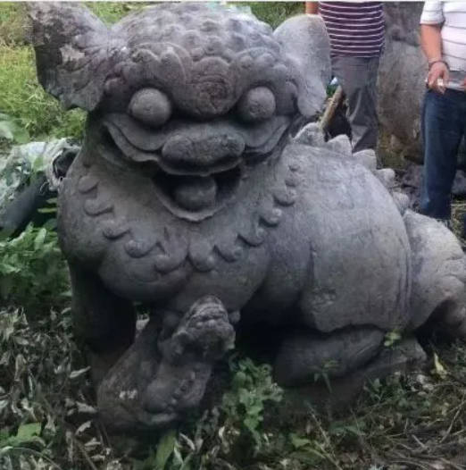 盗窃自家祖坟的石狮子去赚钱蓝狮在线