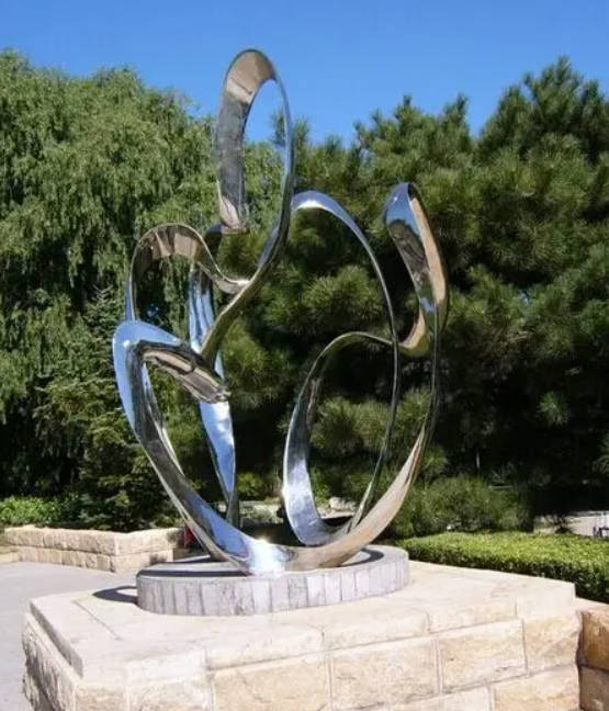 蓝狮在线什么是雕塑