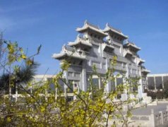 <b>曲阳地标建筑和文化社会组织蓝狮</b>