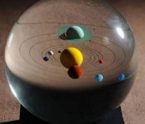 <b>蓝狮娱乐九大行星石雕乱摆放</b>