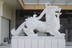 <b>蓝狮娱乐合理吗?_什么样的家庭或公司适合摆放石</b>